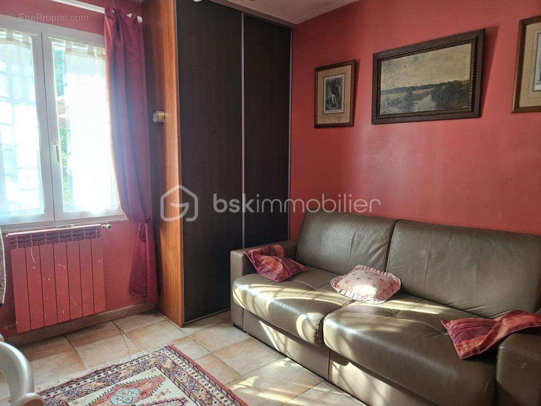 Maison à FLASSANS-SUR-ISSOLE