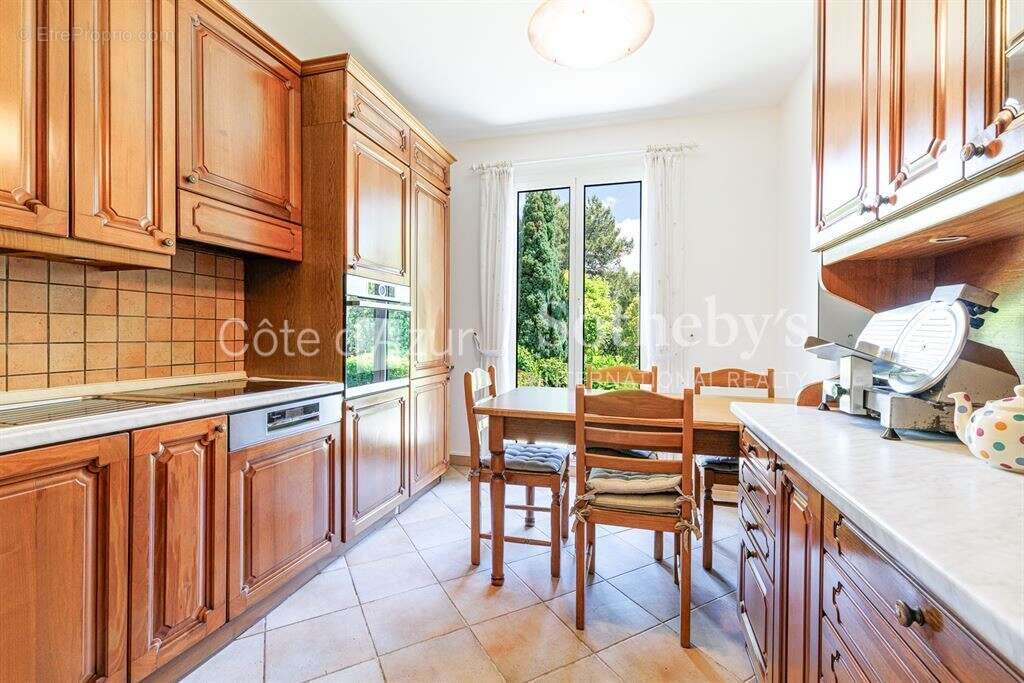 Maison à VILLENEUVE-LOUBET