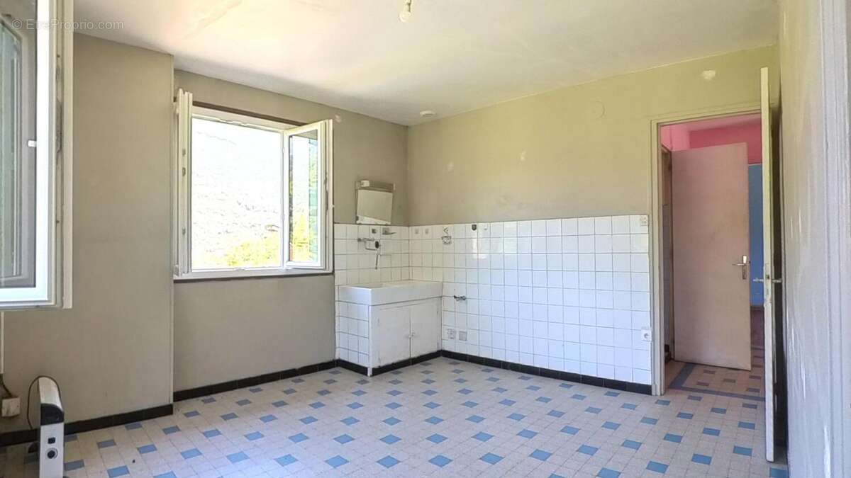 Photo 8 - Appartement à SAINT-BARTHELEMY-DE-SECHILIENNE