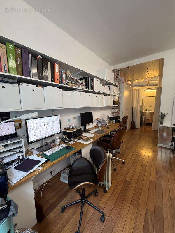 Commerce à PARIS-18E