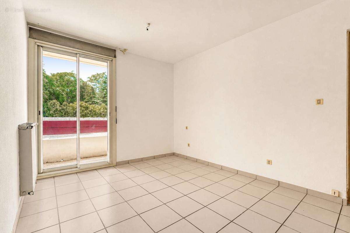 Toulouse St-Exupéry : T3 de 89m² - Résidence arborée - photo 10