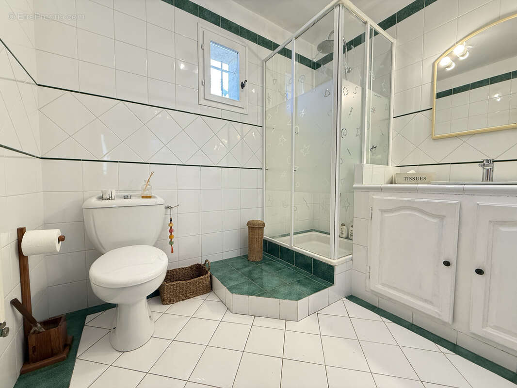 Maison à MEYRARGUES