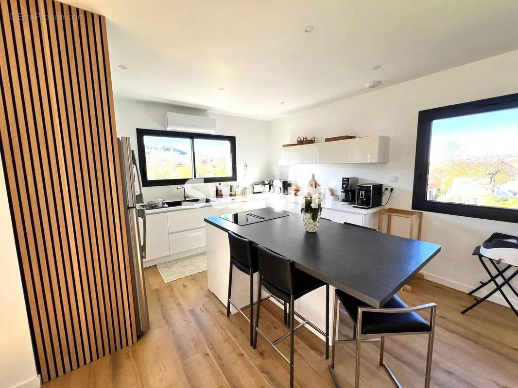 Maison à LONS-LE-SAUNIER