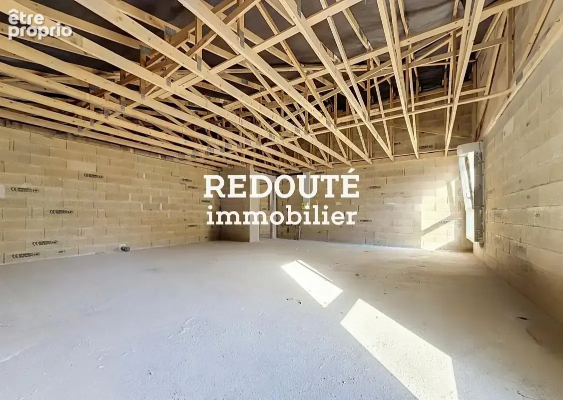 Plateau de 54 m² au 2ème et dernier étage – à aménager - photo 3