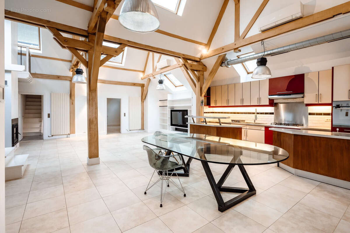 Appartement à OZOIR-LA-FERRIERE