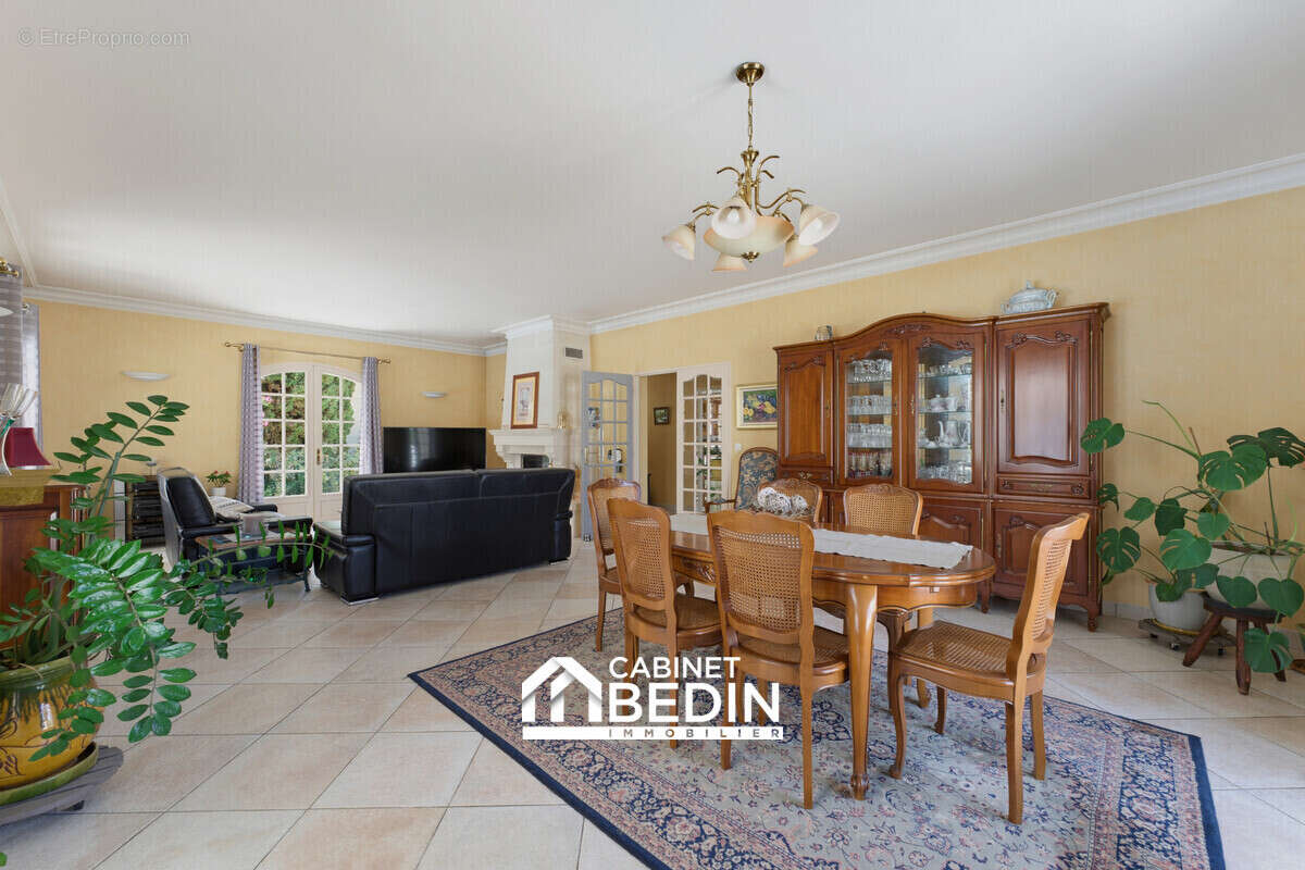 Maison à VILLENAVE-D'ORNON