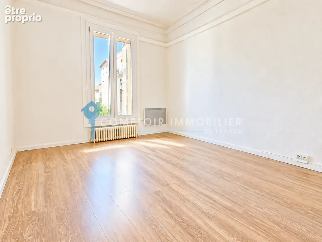 Dépt Hérault (34), à vendre MONTPELLIER Appartement T2 de 50 m2 + comble. - photo 4