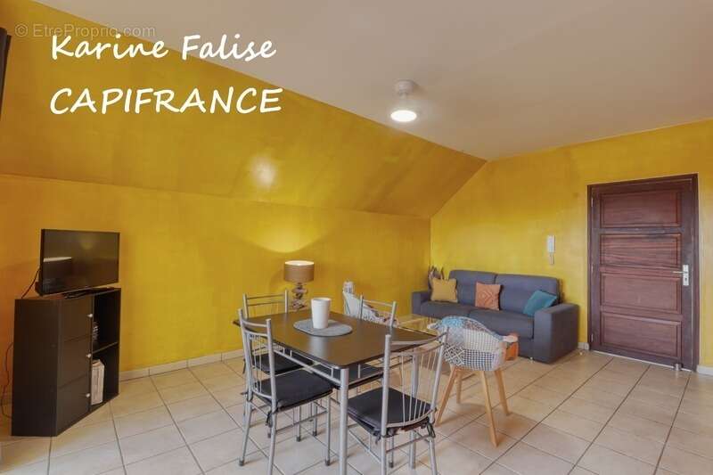 Appartement à SAINTE-LUCE