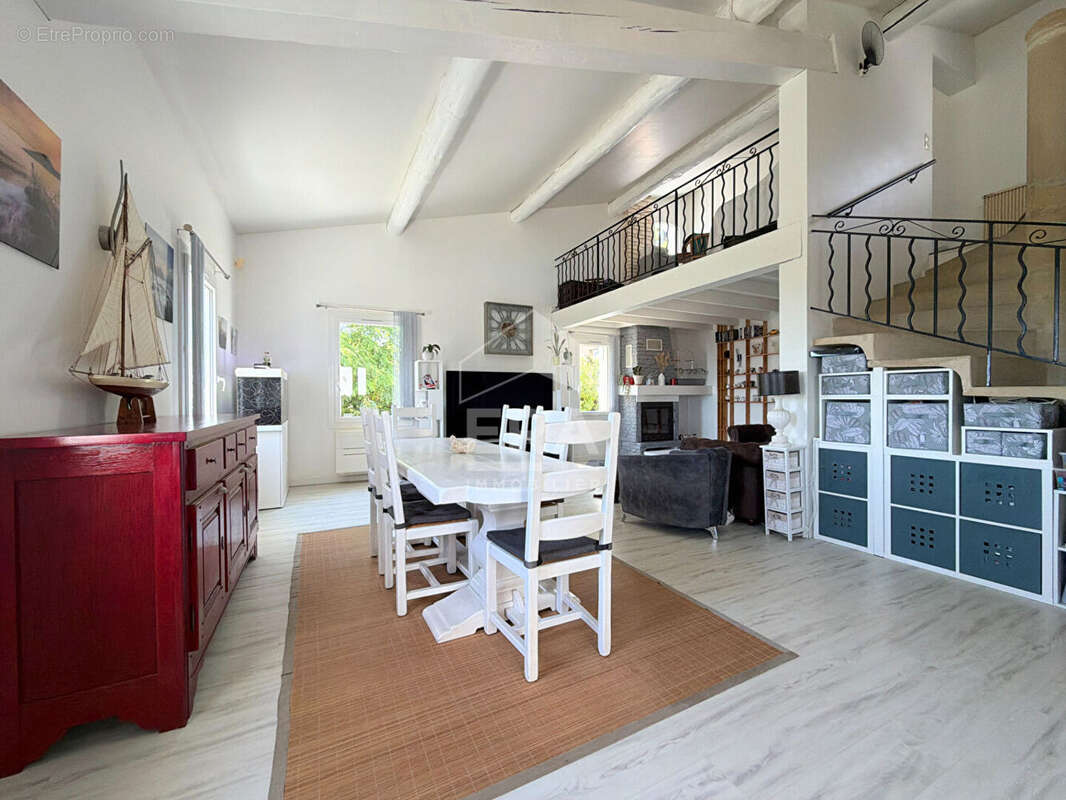 Maison 164m² à villelaure - photo 4