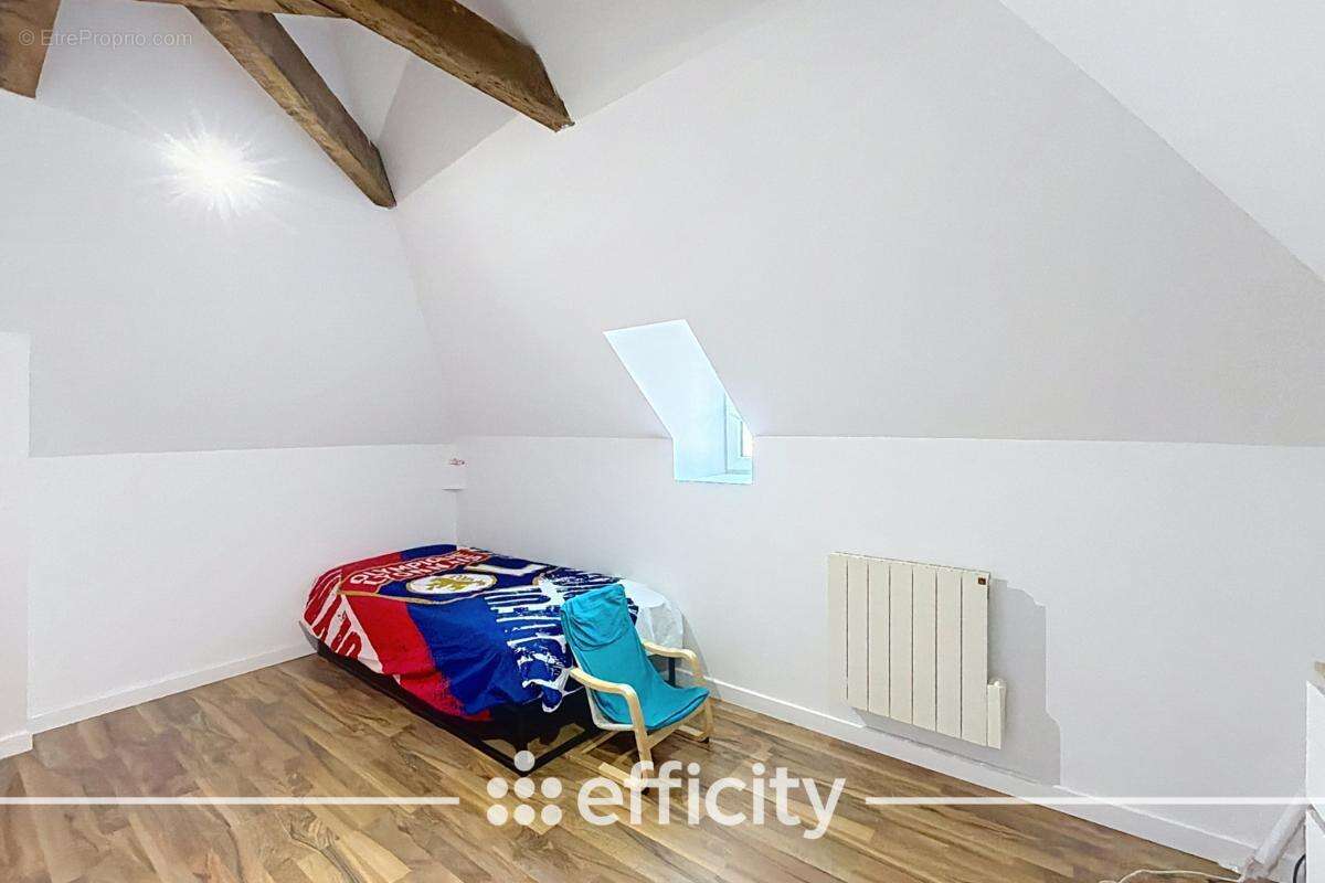 Maison 125 m² à Givors  - photo 12