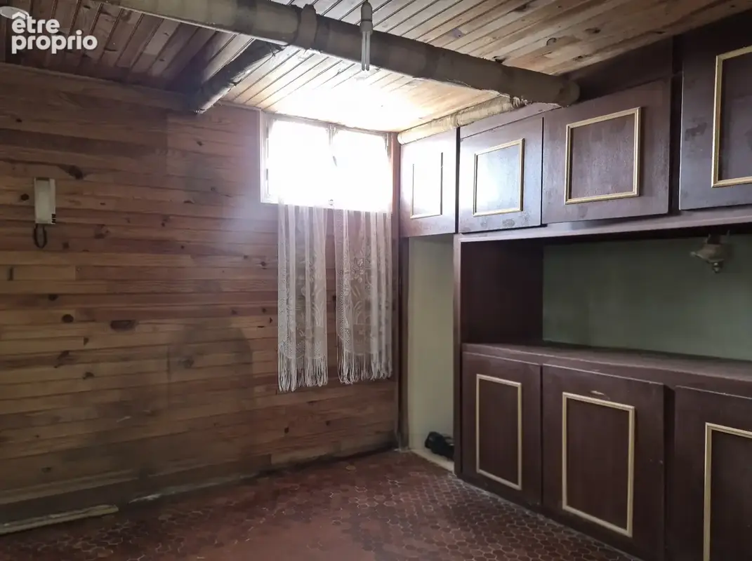 NAINTRÉ   Ensemble immobilier avec deux maisons, dépendances et accès au Clain - photo 17