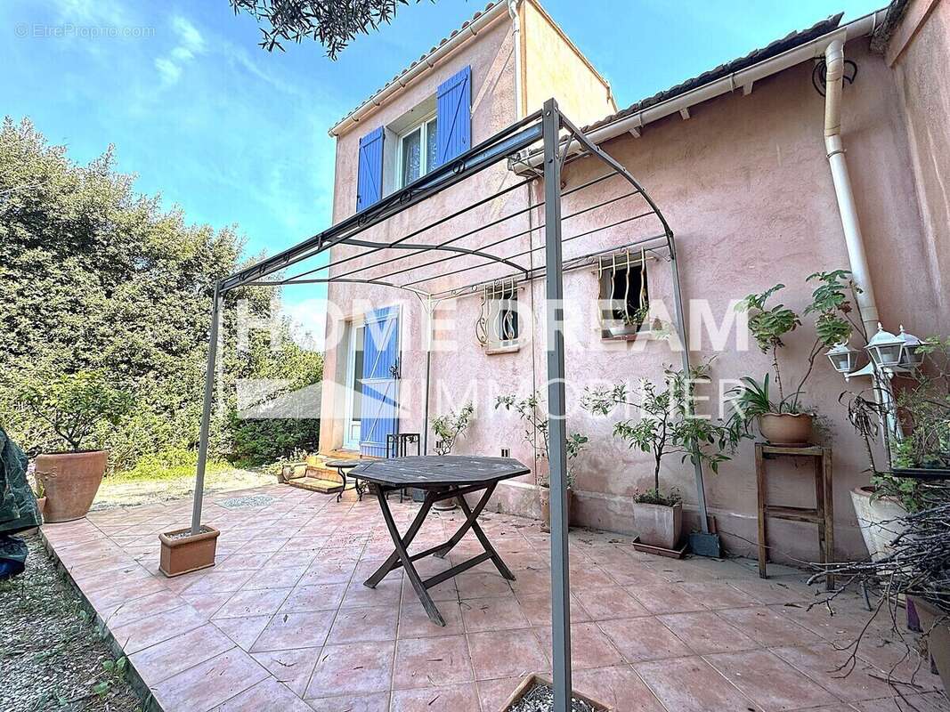 Maison à SIX-FOURS-LES-PLAGES