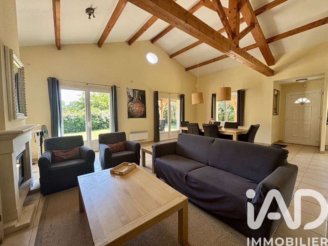 Maison 97 m² à Les Forges  - photo 3