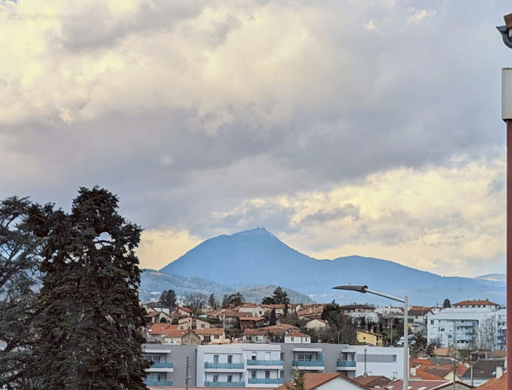 Appartement à AUBIERE