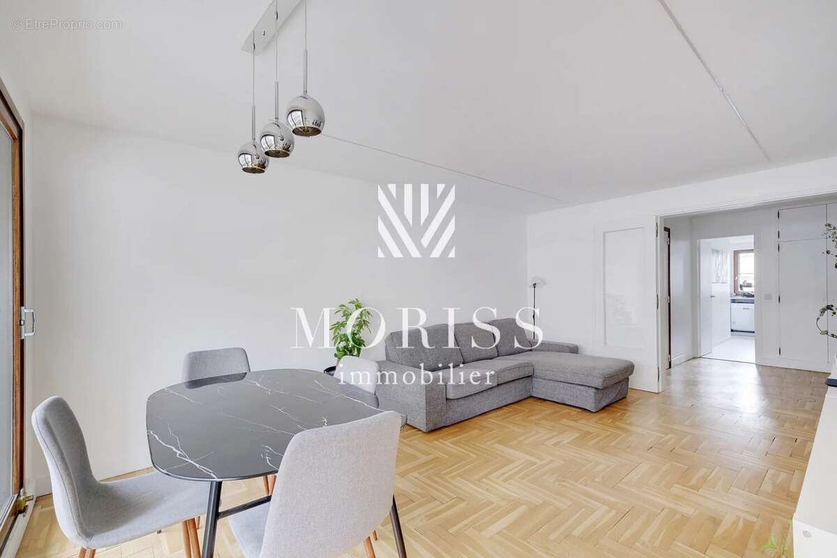 Appartement à PARIS-11E