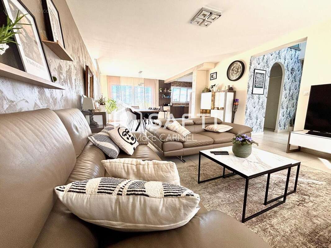 Photo 5 - Maison à COSNES-ET-ROMAIN