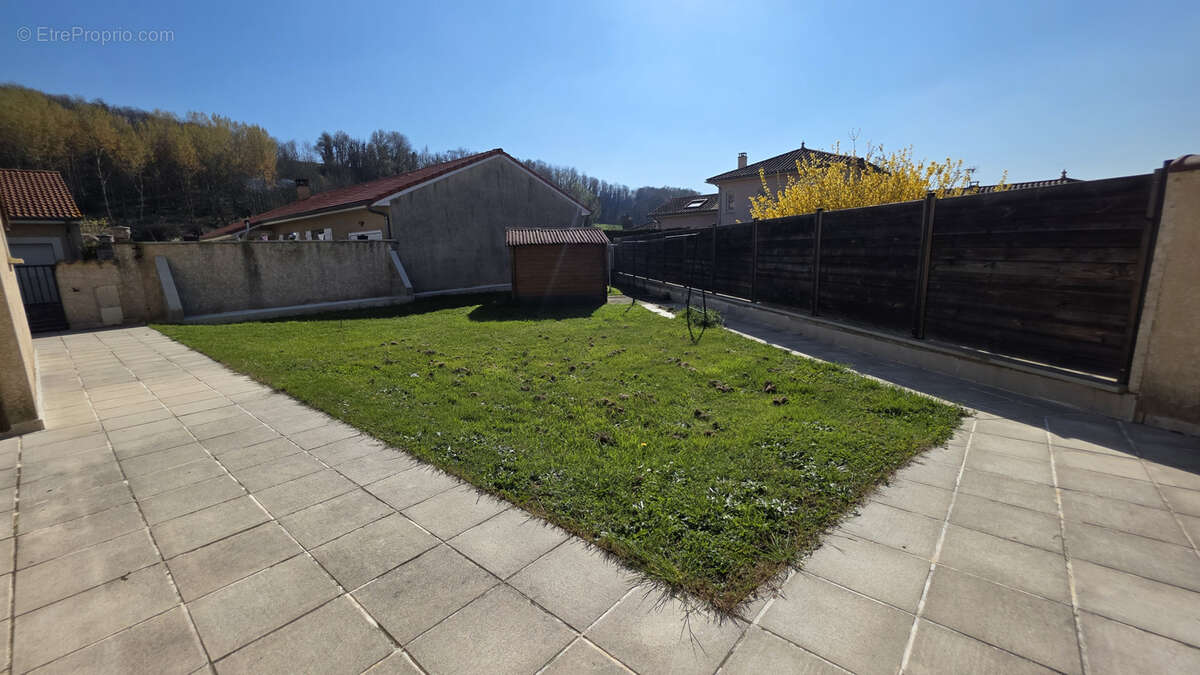 Appartement à DIEMOZ