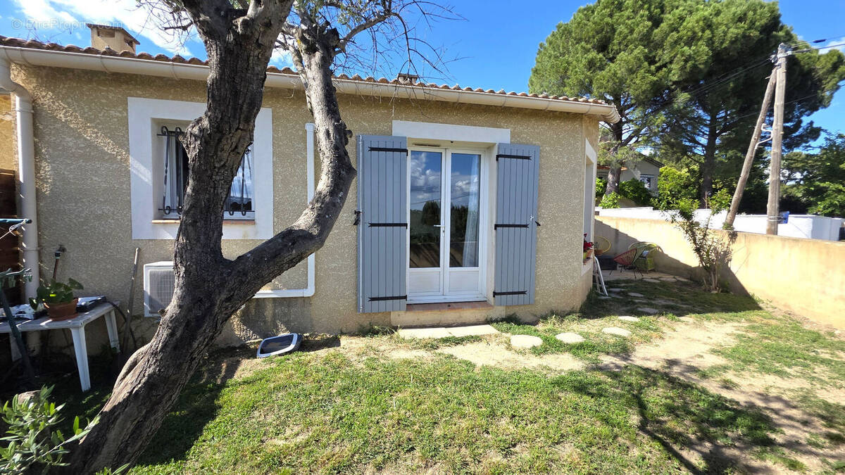 Maison à LES ANGLES