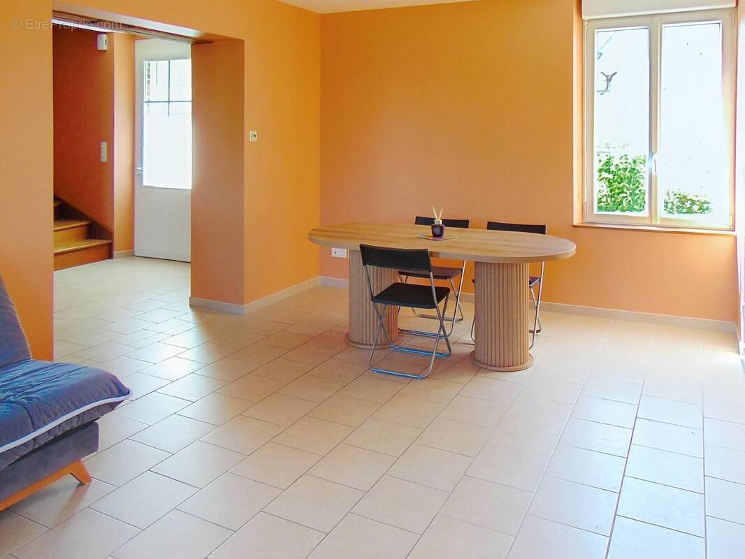 Photo 1 - Maison à MORMANT-SUR-VERNISSON