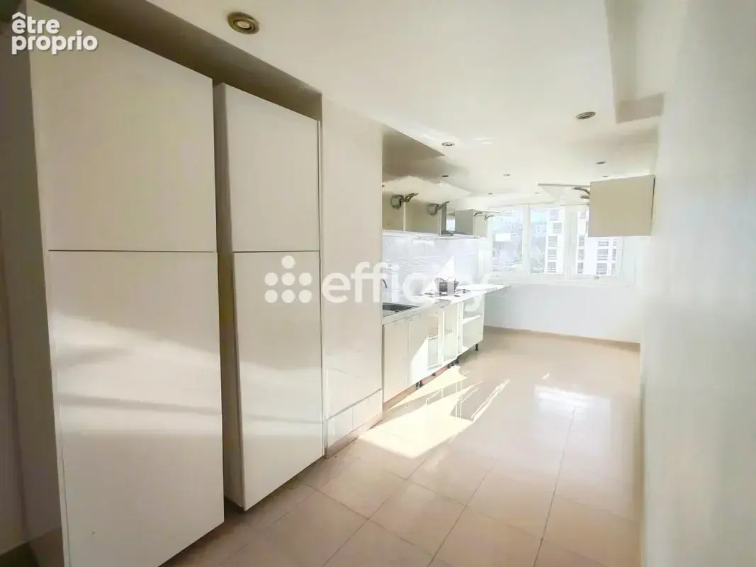 Appartement à MARSEILLE-14E