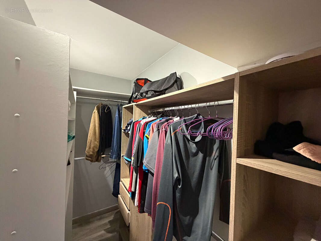 Appartement à GUILHERAND-GRANGES
