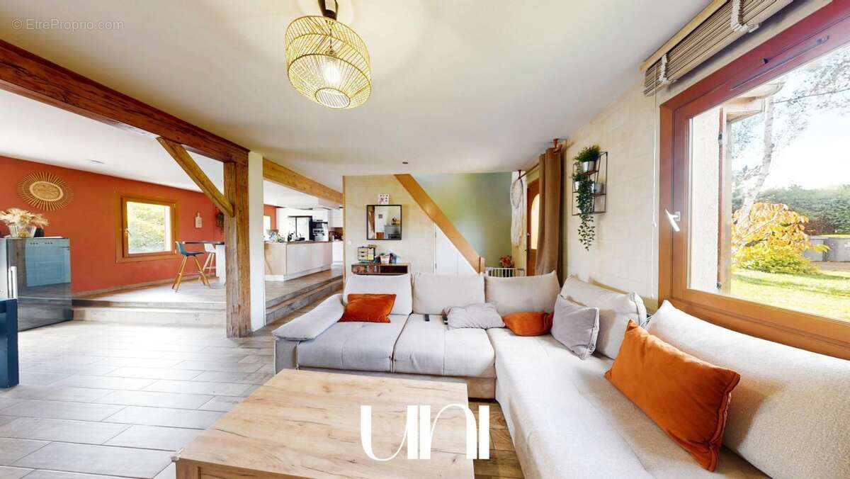 Maison à TOURVILLE-SUR-ODON