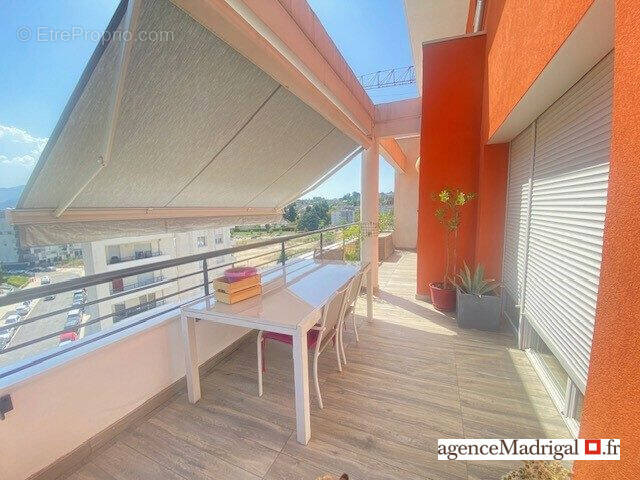 Appartement à VOIRON