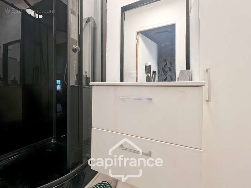 Maison à SAINT-CANNAT