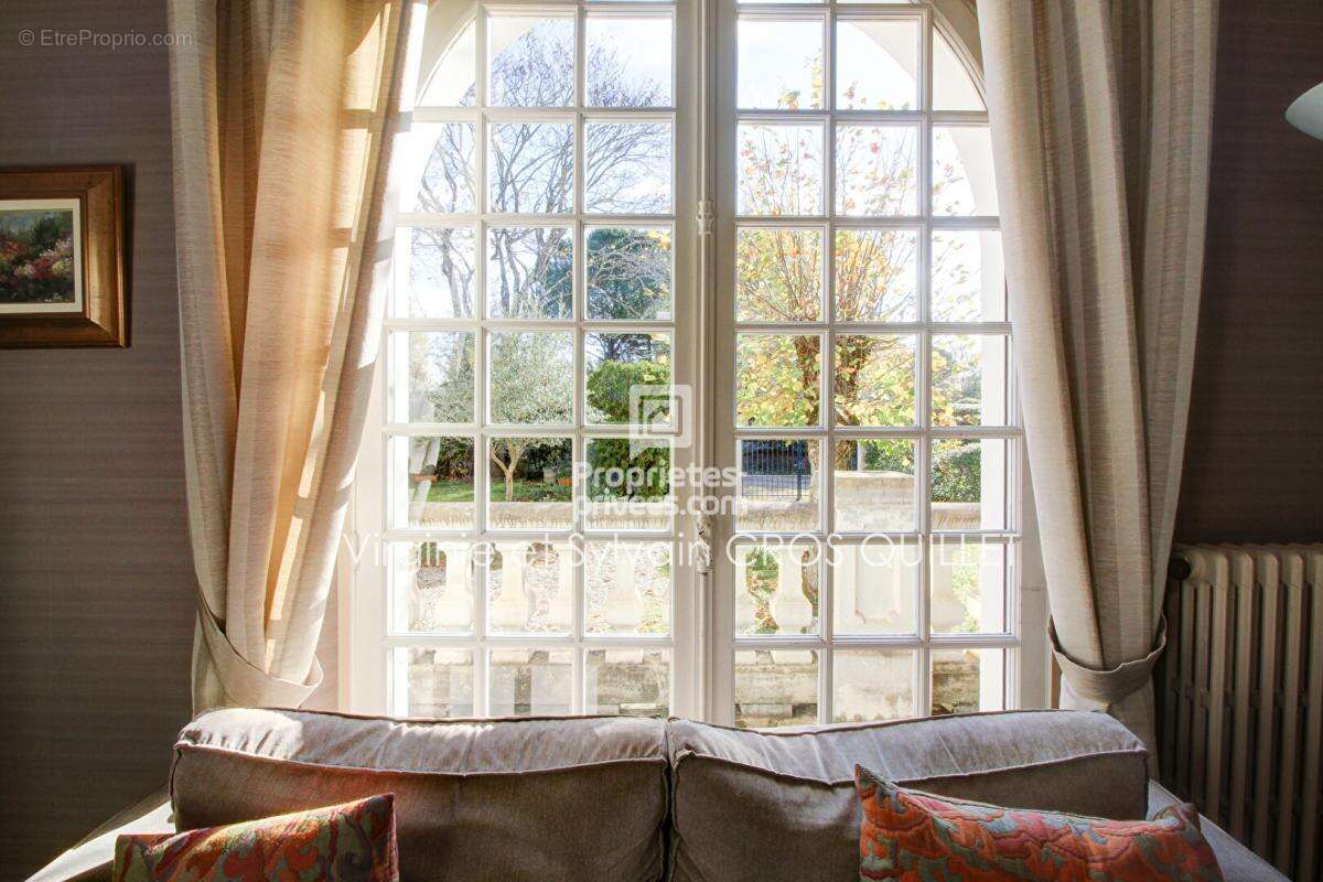 Belle villa Bourg Saint Bernard 7 chambres 215 m2 - photo 14