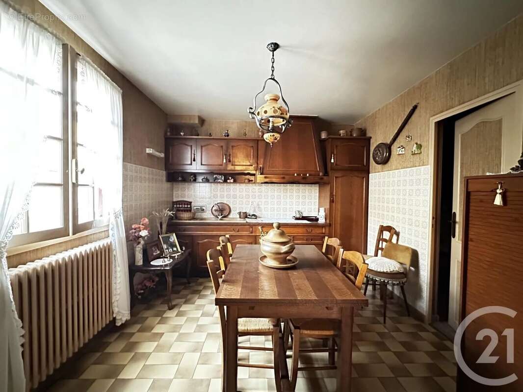 Maison à COUTURE-D&#039;ARGENSON