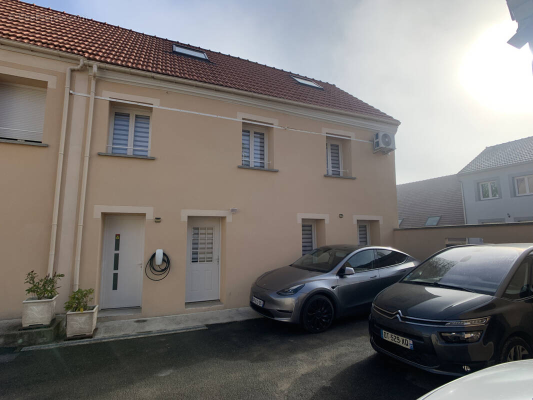 Maison à NANTEUIL-LES-MEAUX