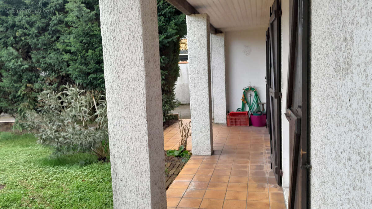 Maison à TONNAY-CHARENTE