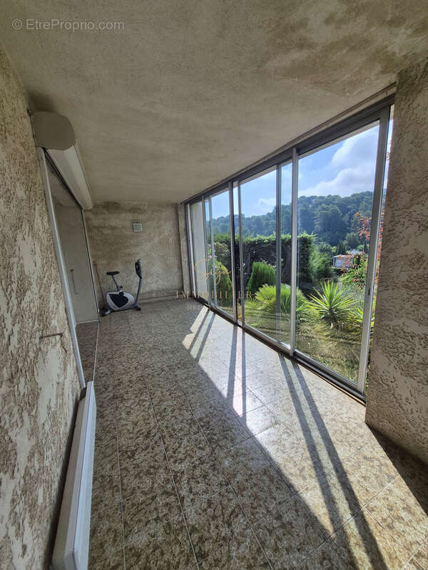 Villa avec 7 pièces 215 m2 à Carnoux-En-Provence - photo 12