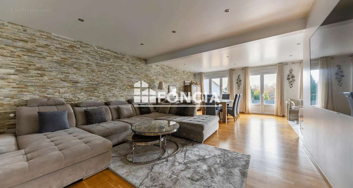 Maison haut de gamme rénovée avec piscine – Kirchheim – 226 m² – À 20 min de Strasbourg - photo 7