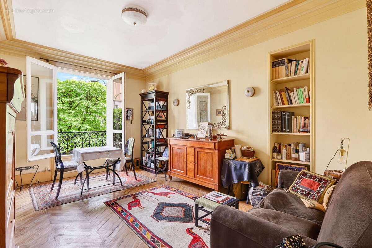 Appartement à SAINT-MANDE