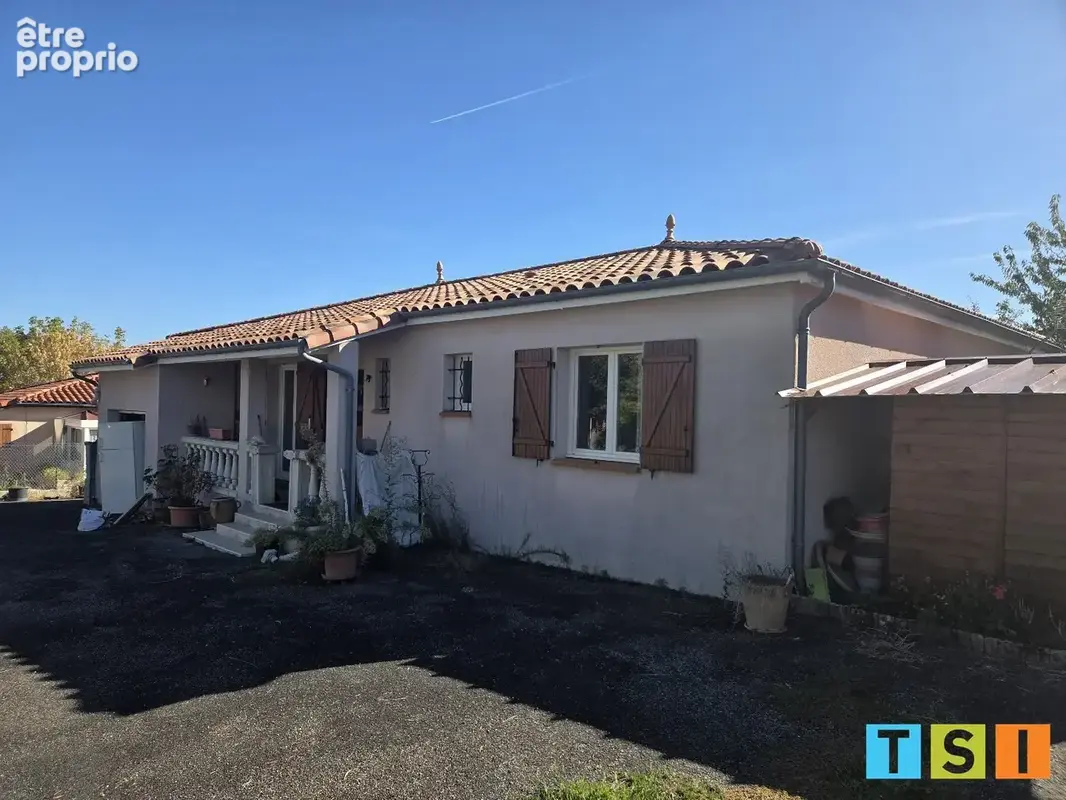 Villa de plain-pied 100 m²  4 pièces  Terrain clos et arboré de 734 m² - photo 4