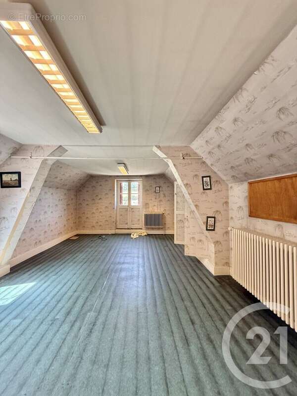 Maison à BOURBON-L&#039;ARCHAMBAULT