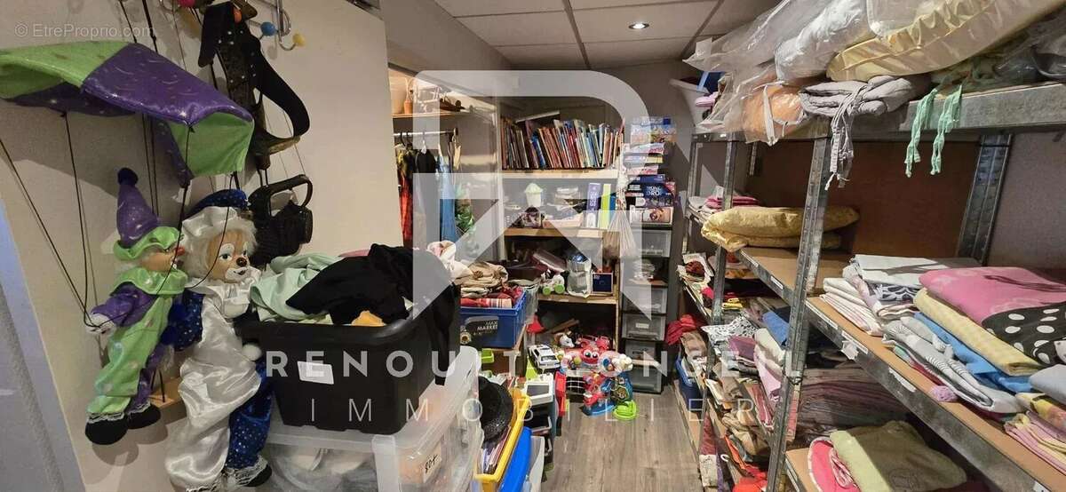 Commerce à DARNETAL