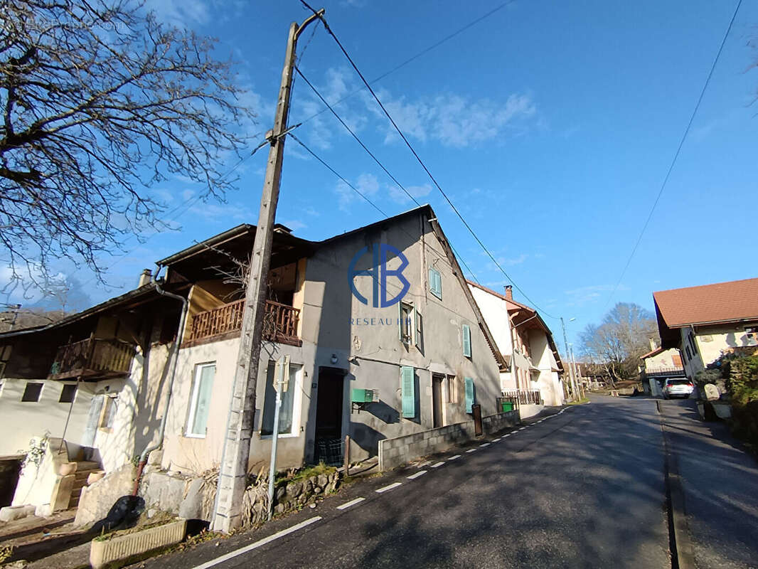 Maison à BELMONT-LUTHEZIEU