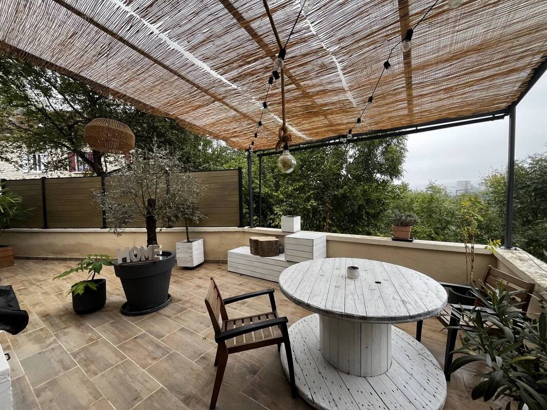 Maison à BOUVESSE-QUIRIEU