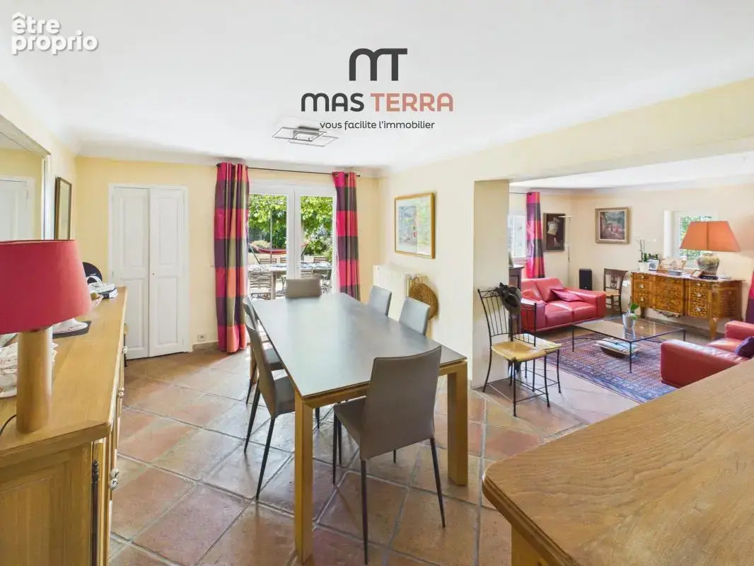 Maison 9 pièces 247 m² à vendre à Chateauneuf-Grasse (06740) - photo 7