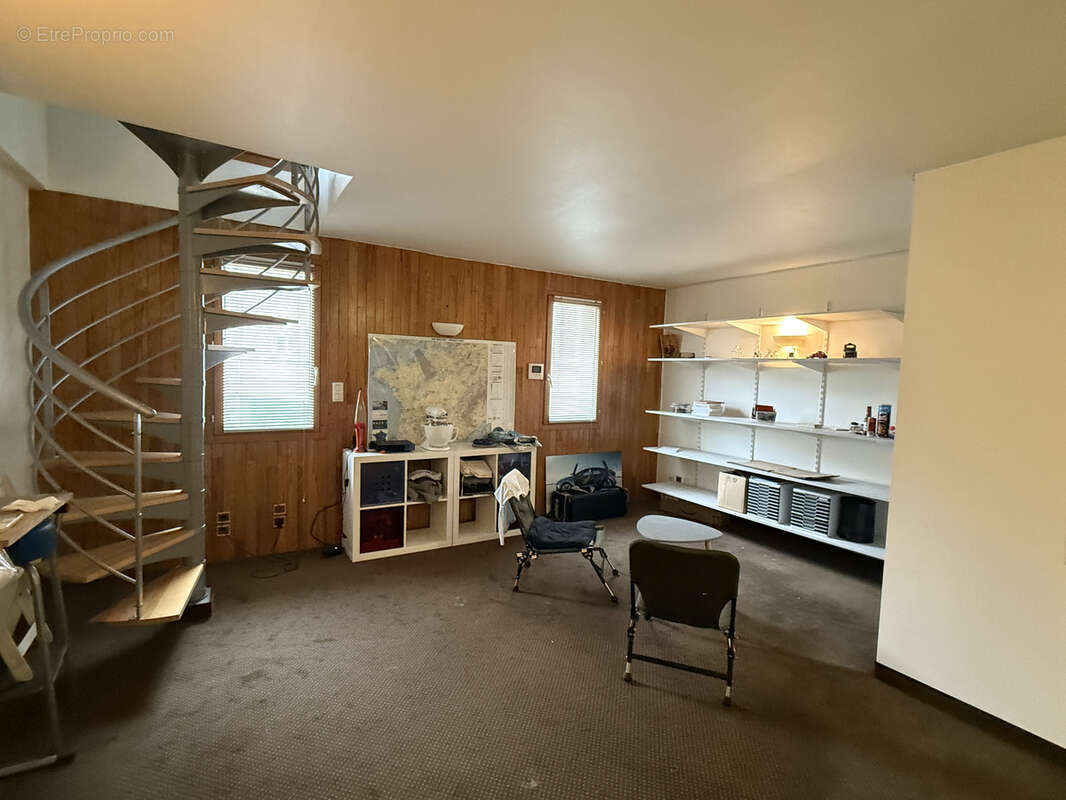 Commerce à LA ROCHE-SUR-YON