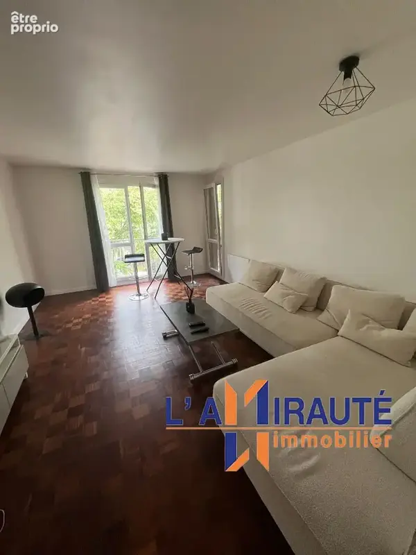 Appartement à MAISONS-LAFFITTE