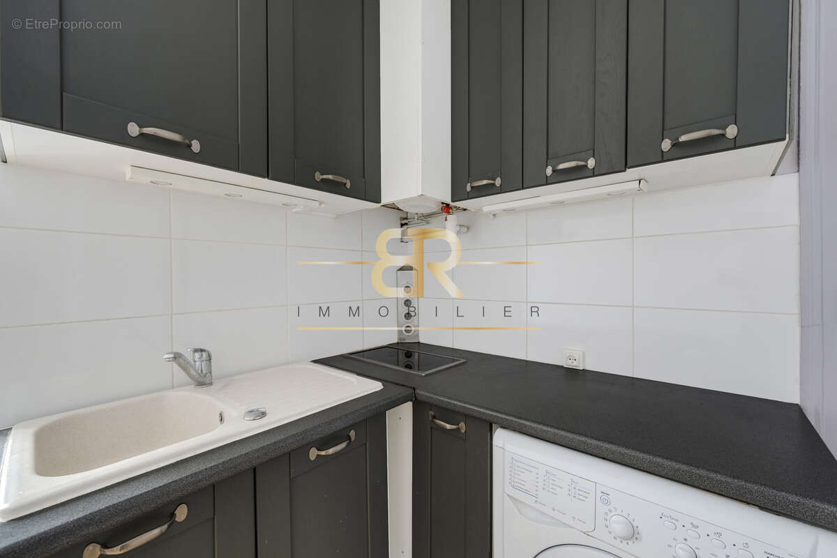 Appartement à PARIS-11E