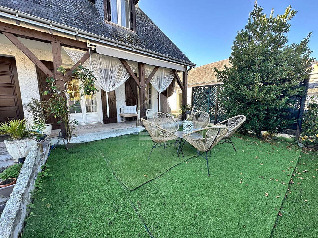 Maison à JOUE-LES-TOURS