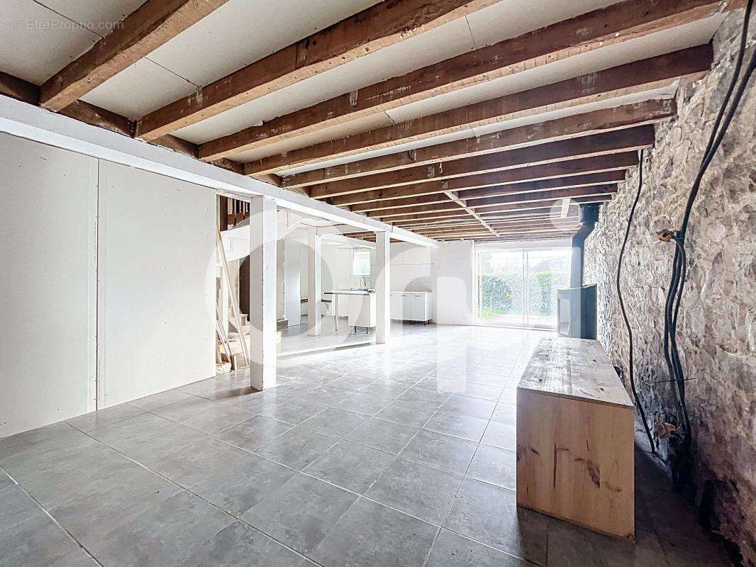 Maison à SAINT-MEXANT