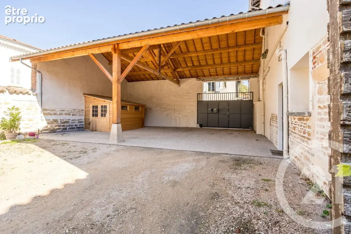 Maison 6 pièces 170 m² à vendre à Beauregard (01480) - photo 10