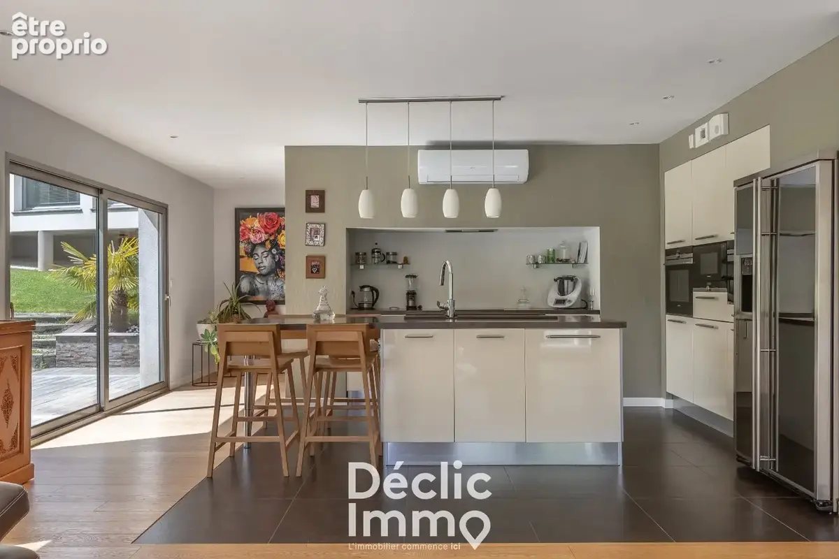 À vendre villa d'architecte 210m2 à Loupes - photo 7