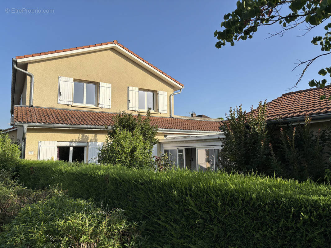 Maison à CRAPONNE