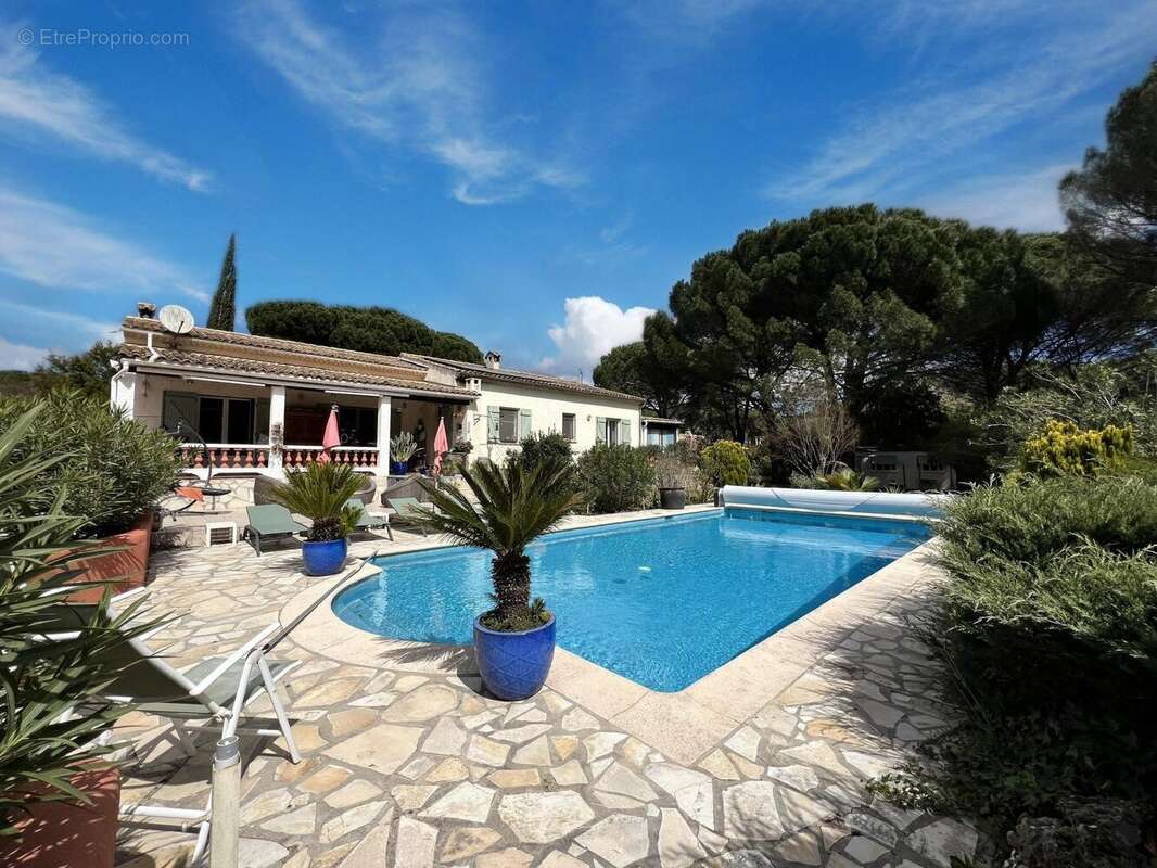 Photo 2 - Maison à VIDAUBAN